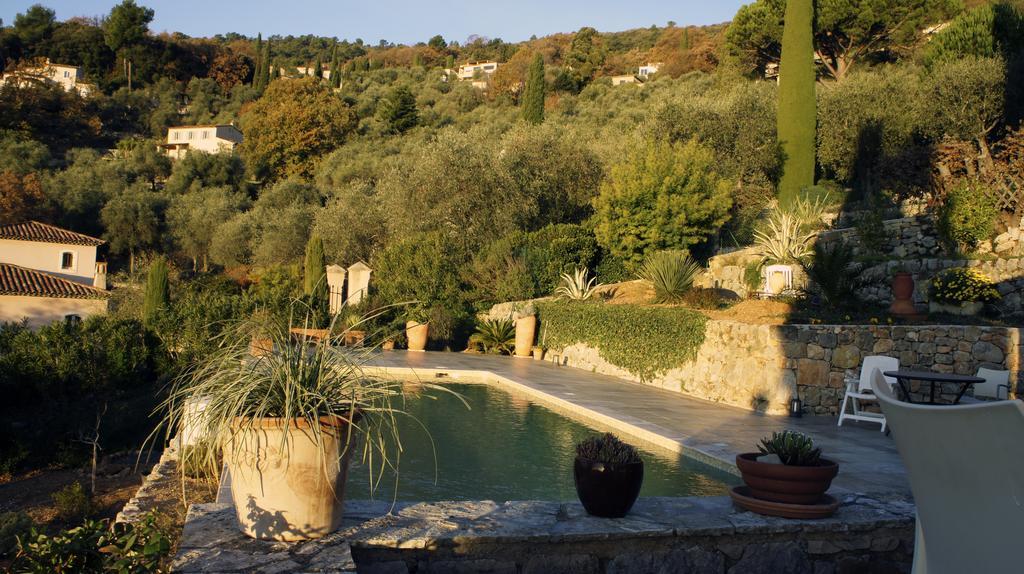 La Bergerie St Antoine Bed & Breakfast Spéracèdes Bagian luar foto