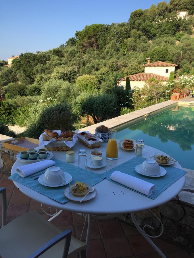 La Bergerie St Antoine Bed & Breakfast Spéracèdes Bagian luar foto